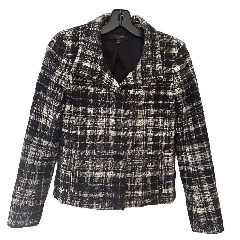 EUC Ann Taylor Tweed Blazer Cropped‎ Jacket Size 4P